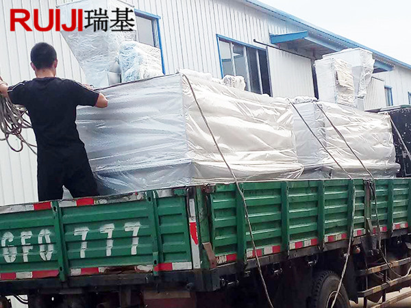 發往山西大同煤礦的全自動加藥裝置